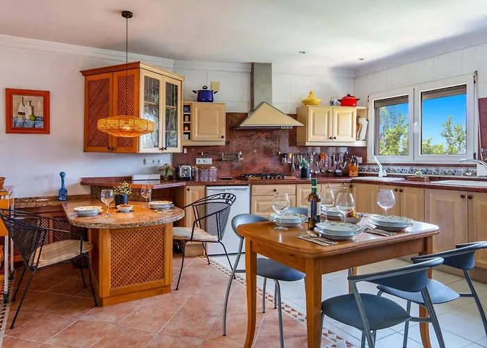 Murales By Вилла